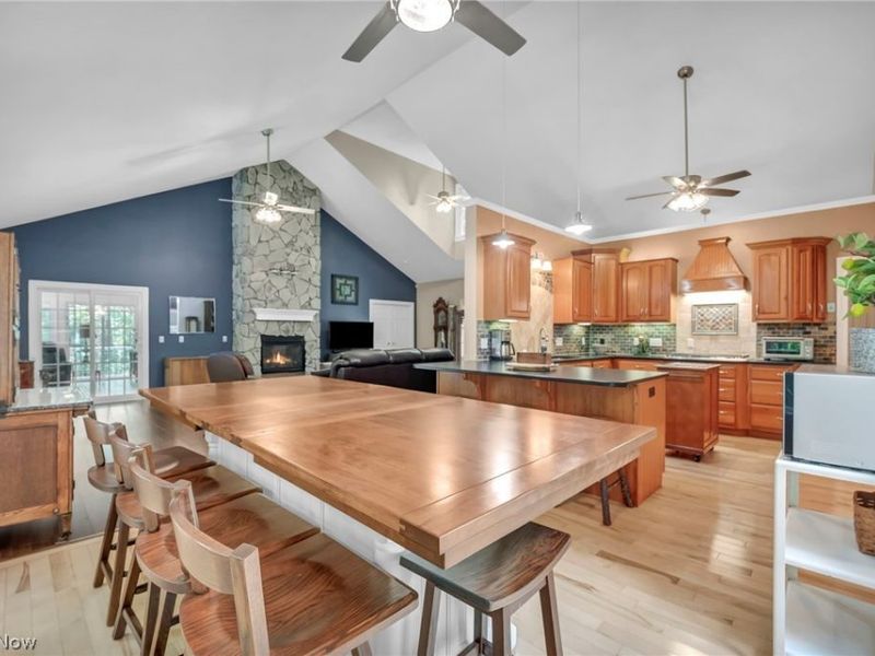 1144 Tanglewood Drive , Mantua, OH 44255 Photo 4