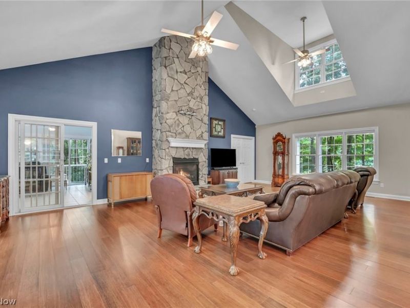 1144 Tanglewood Drive , Mantua, OH 44255 Photo 6