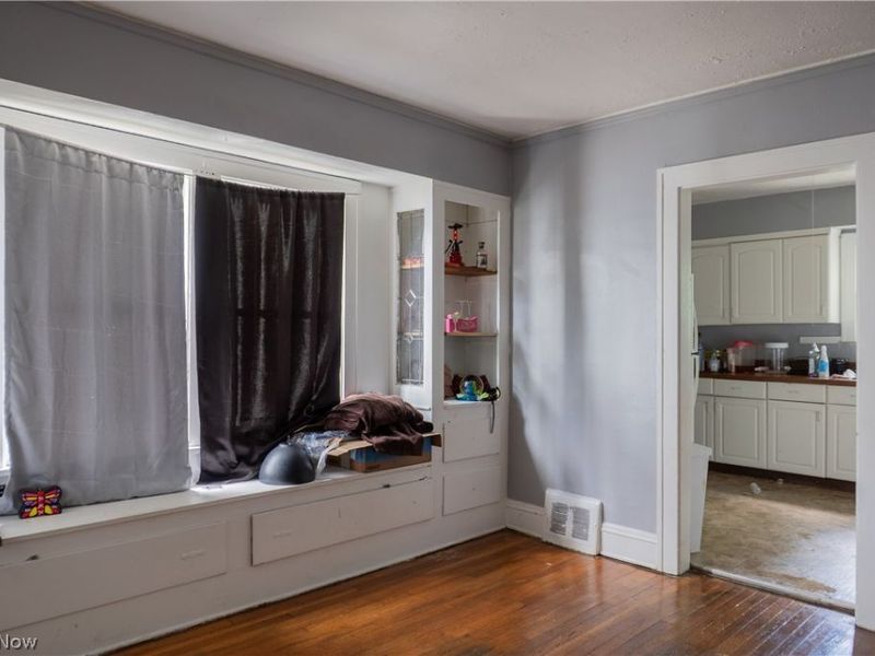 9917 Manor Avenue, Cleveland, OH 44104 Photo 9