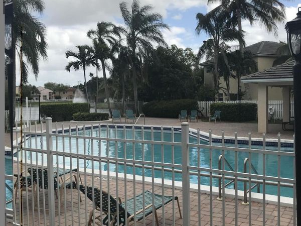 845 NW 98th Avenue, Plantation, FL 33324