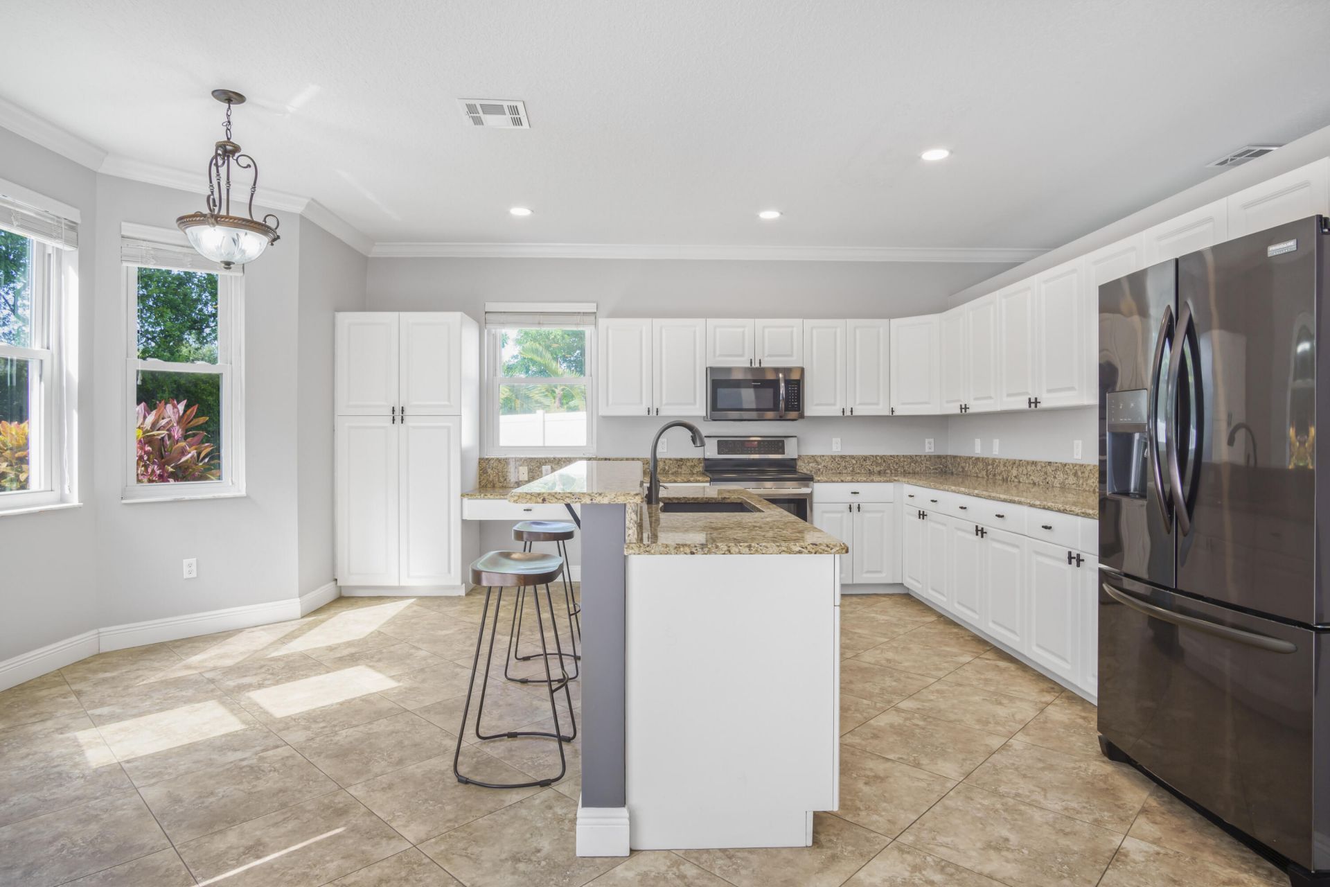 7798 Oak Grove Circle, Lake Worth, FL 33467 Photo