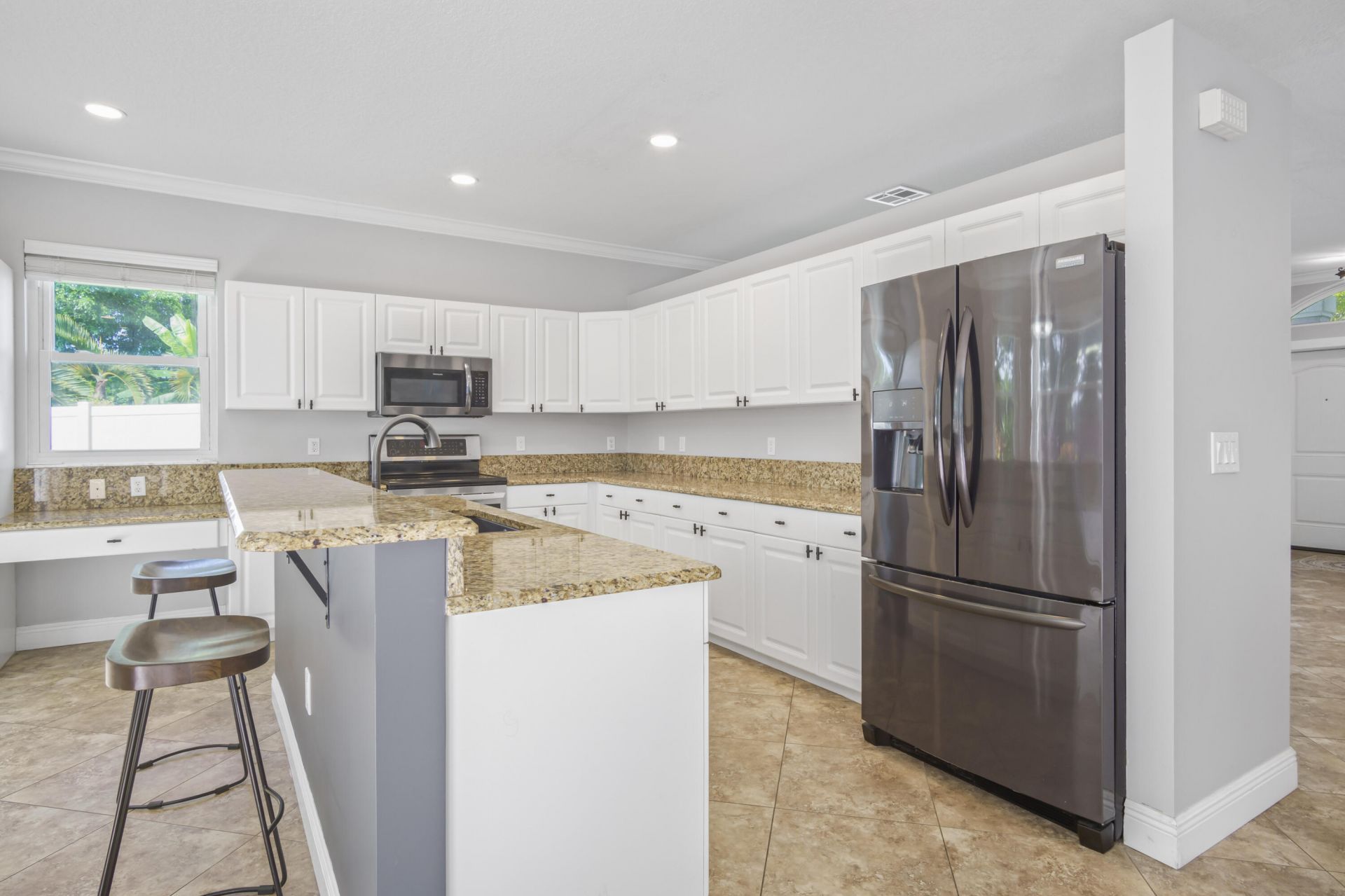 7798 Oak Grove Circle, Lake Worth, FL 33467 Photo