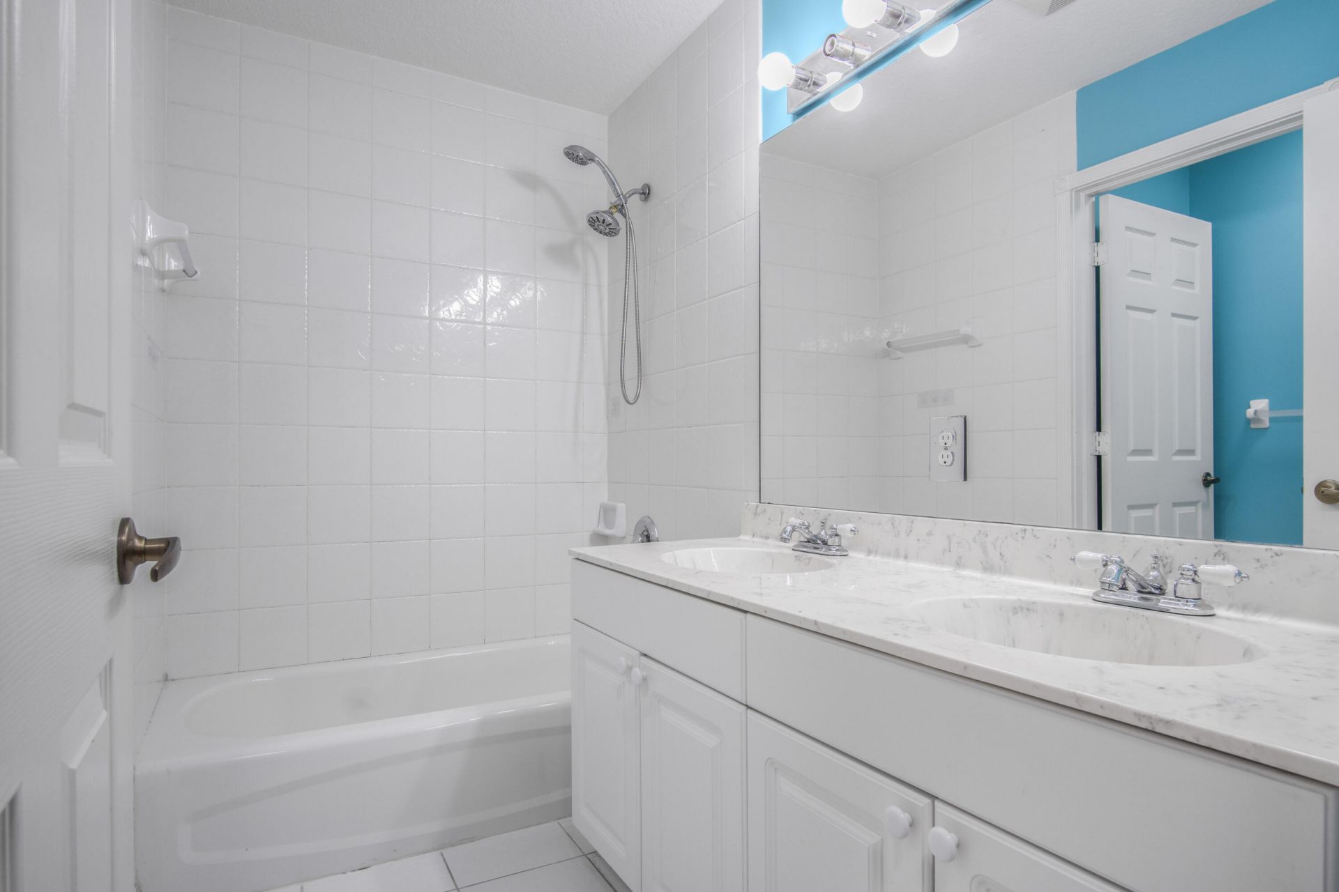 7798 Oak Grove Circle, Lake Worth, FL 33467 Photo