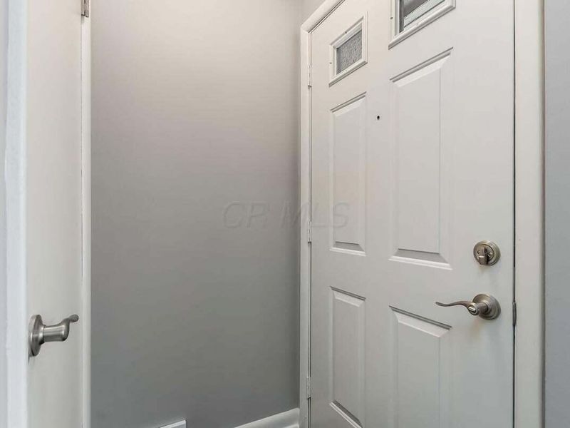 2242 Wickliffe Road, Columbus, OH 43221 Photo 12