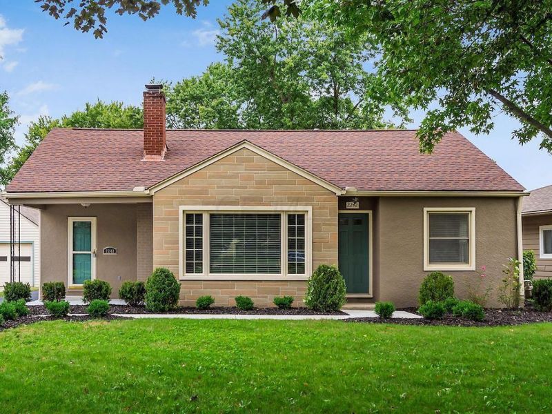 2242 Wickliffe Road, Columbus, OH 43221 Photo 2