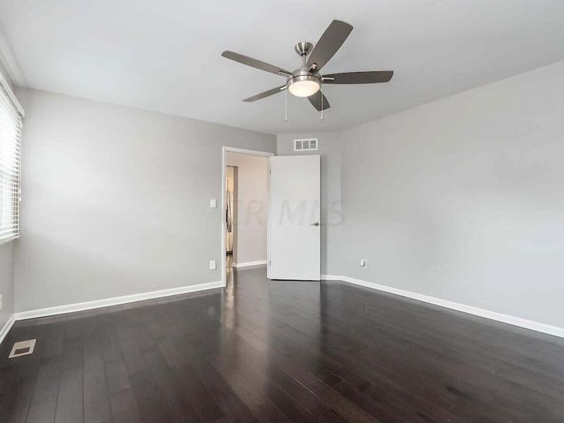 2242 Wickliffe Road, Columbus, OH 43221 Photo 22