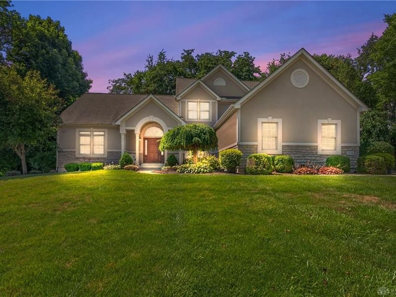2298 Crestridge Drive, Butler Township, OH 45414 Photo 1