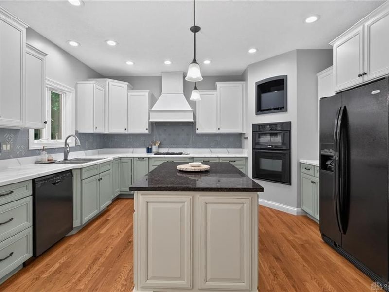 2298 Crestridge Drive, Butler Township, OH 45414 Photo 14
