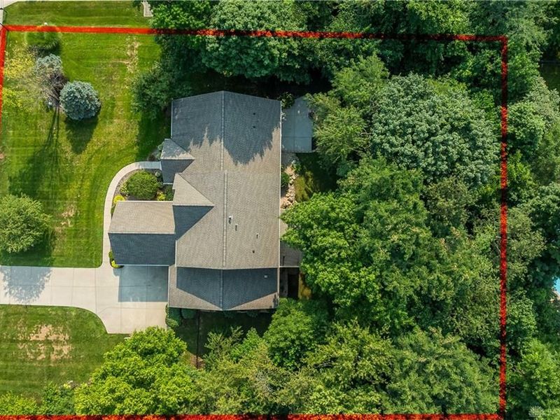 2298 Crestridge Drive, Butler Township, OH 45414 Photo 3