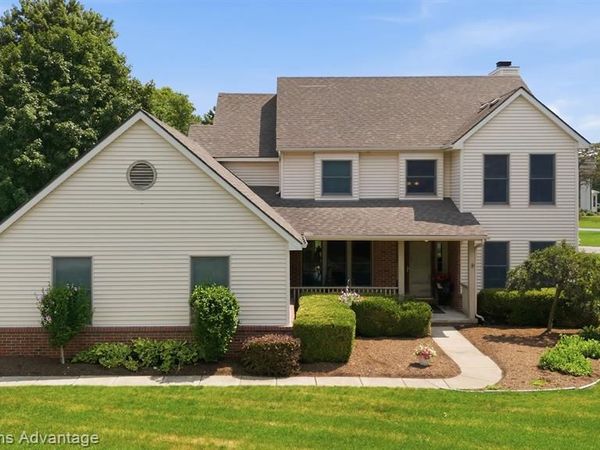 1480 Peppergrove Drive, Brighton, MI 48116