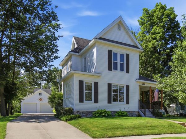 515 E Vine Street , Owatonna, MN 55060