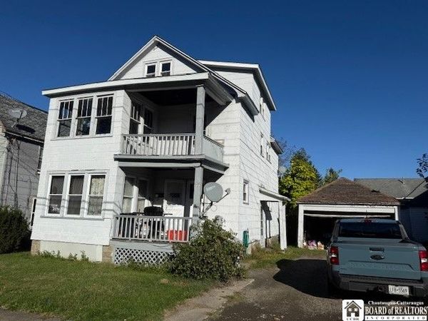43 Sampson Street , Jamestown, NY 14701