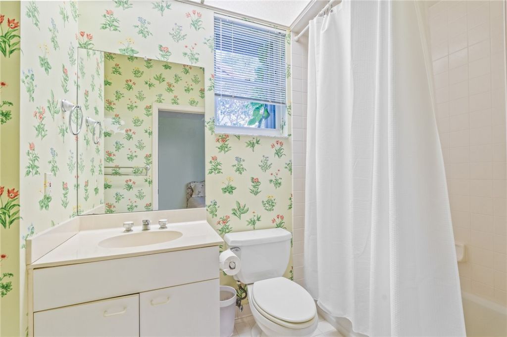 2149 Via Fuentes, Unit 2149, Vero Beach, FL 32963 Photo