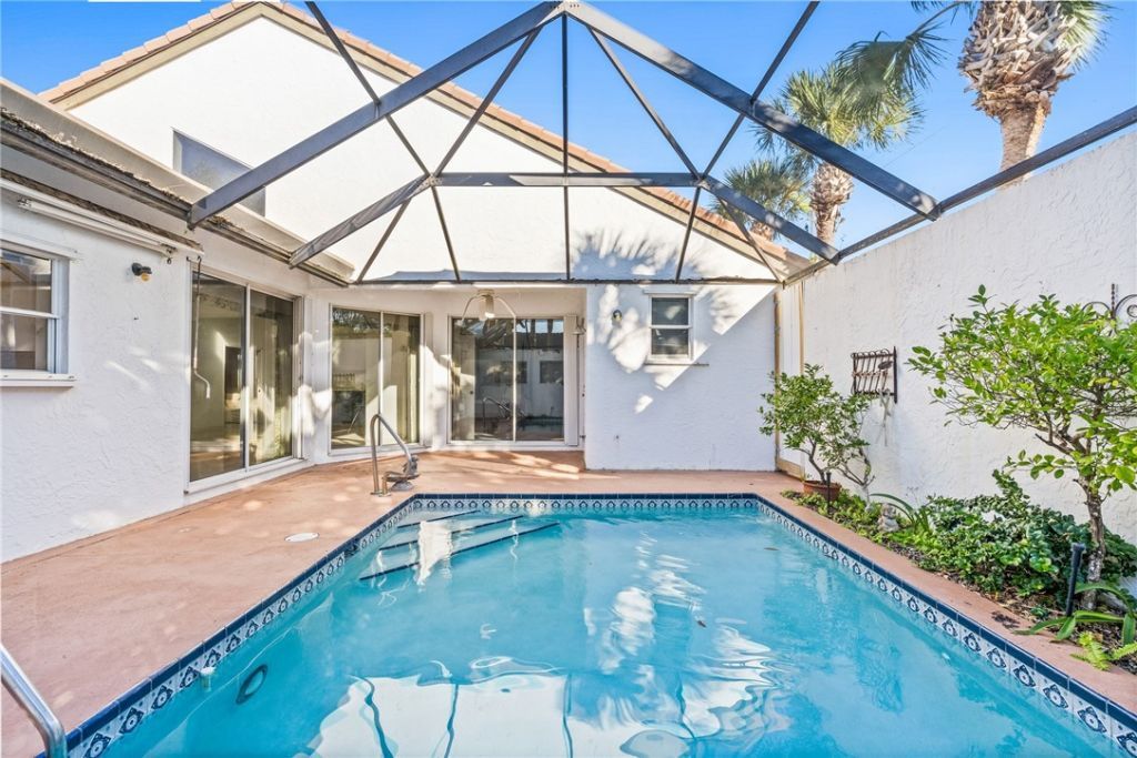 2149 Via Fuentes, Unit 2149, Vero Beach, FL 32963 Photo