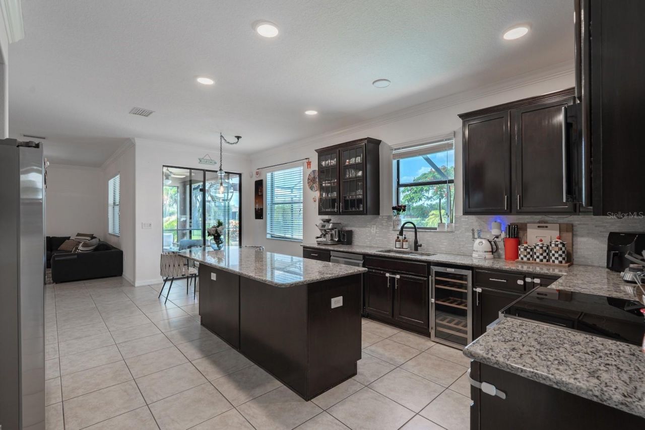 360 Hope Bay Loop, Apollo Beach, FL 33572 Photo