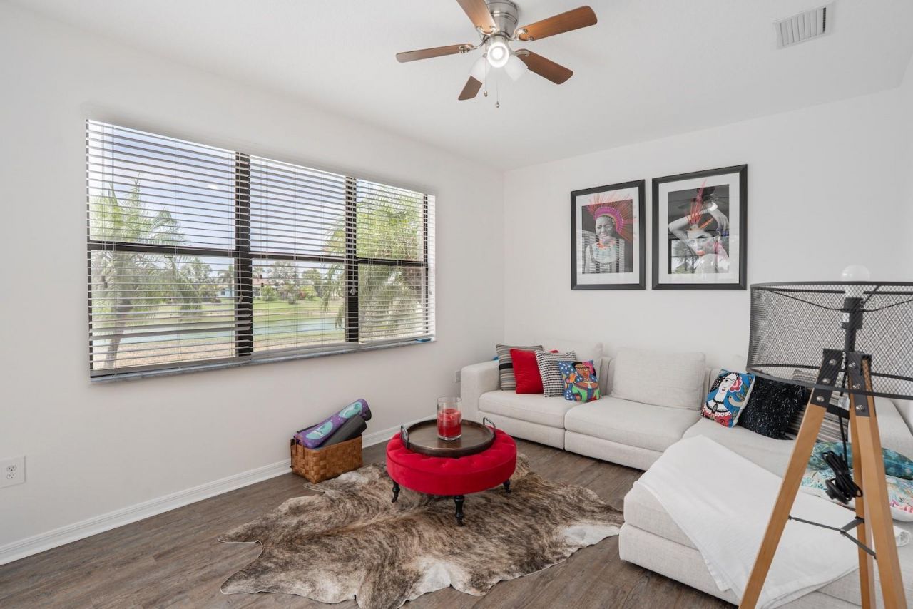 360 Hope Bay Loop, Apollo Beach, FL 33572 Photo