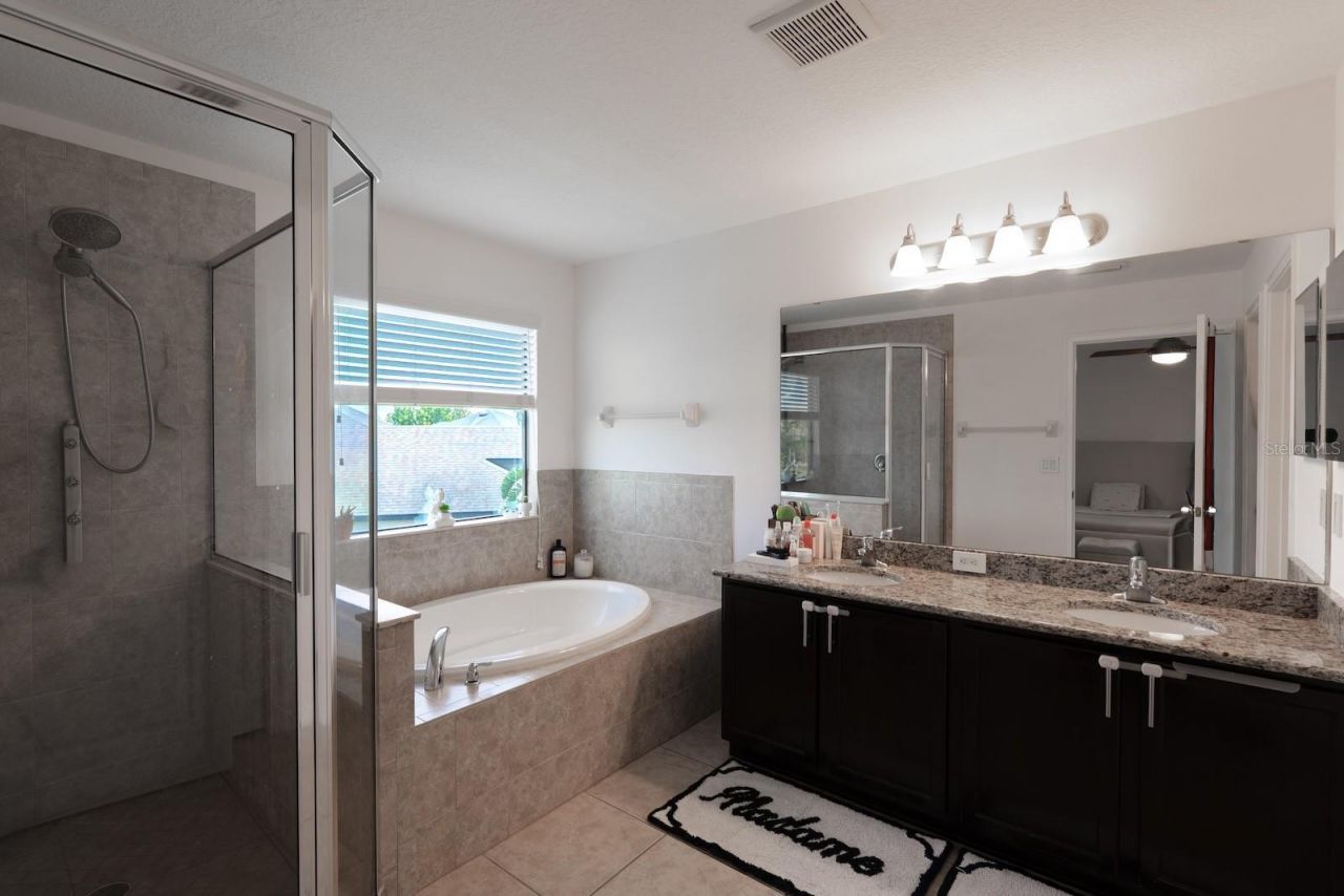360 Hope Bay Loop, Apollo Beach, FL 33572 Photo