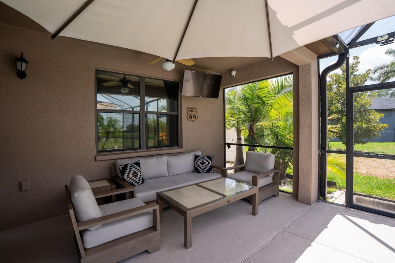 360 Hope Bay Loop, Apollo Beach, FL 33572 Photo