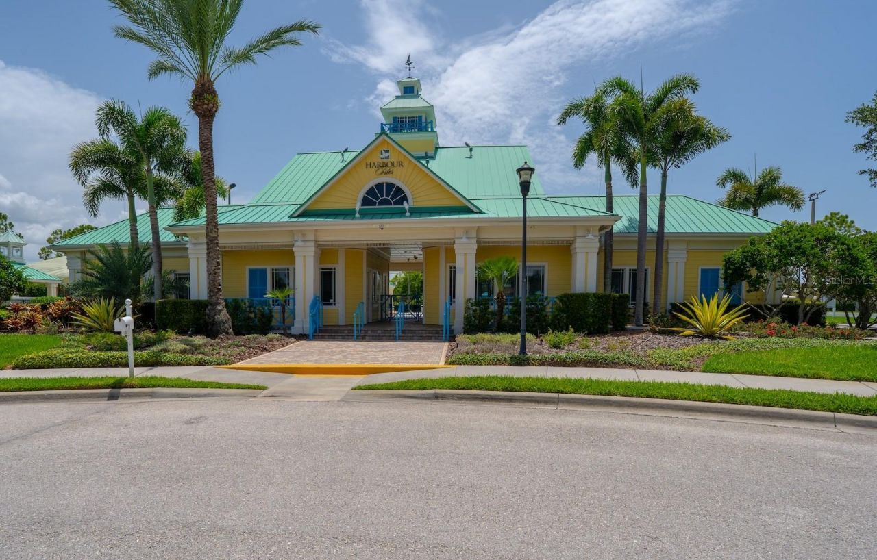 360 Hope Bay Loop, Apollo Beach, FL 33572 Photo