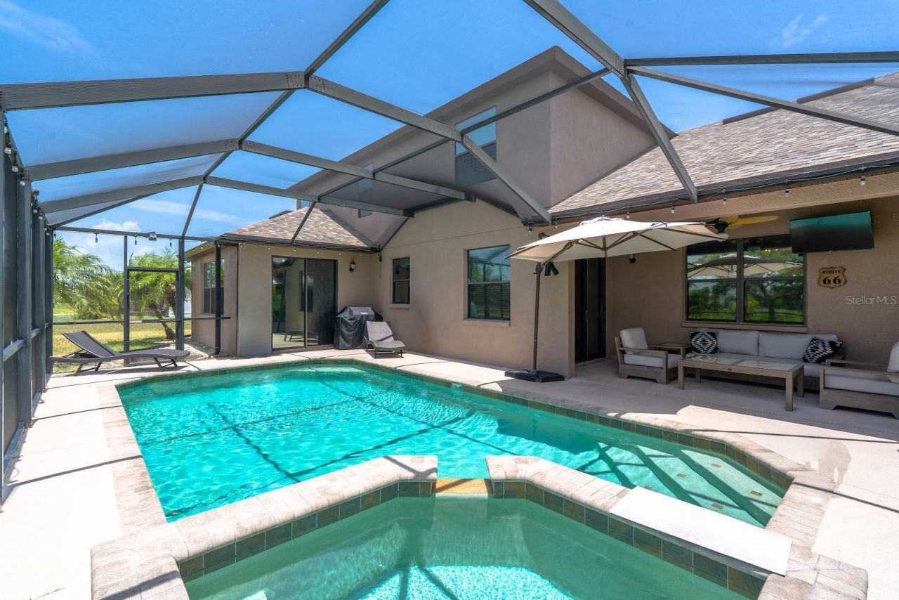 360 Hope Bay Loop, Apollo Beach, FL 33572 Photo