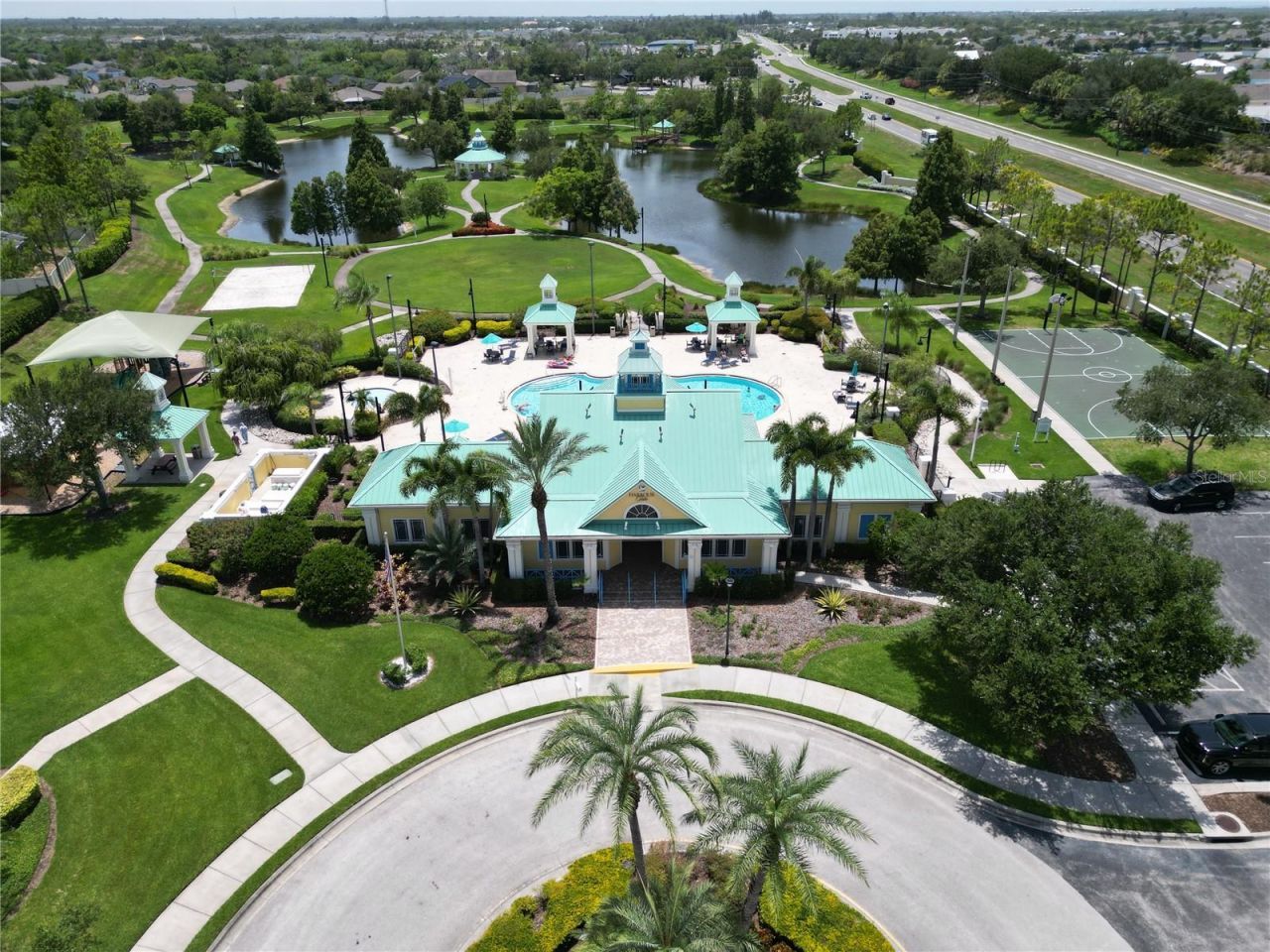 360 Hope Bay Loop, Apollo Beach, FL 33572 Photo