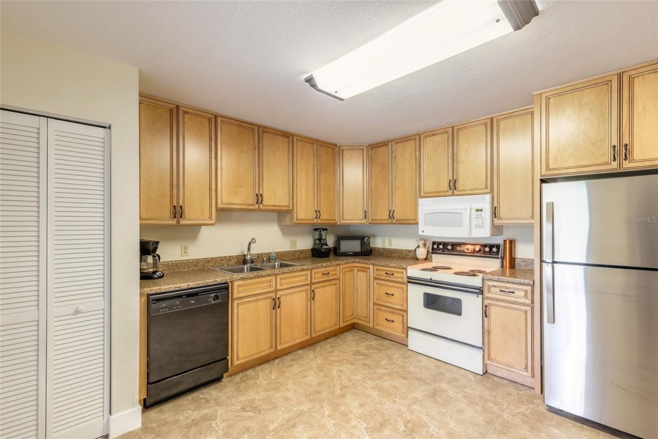 33 Andrea Drive, New Smyrna Beach, FL 32168 Photo