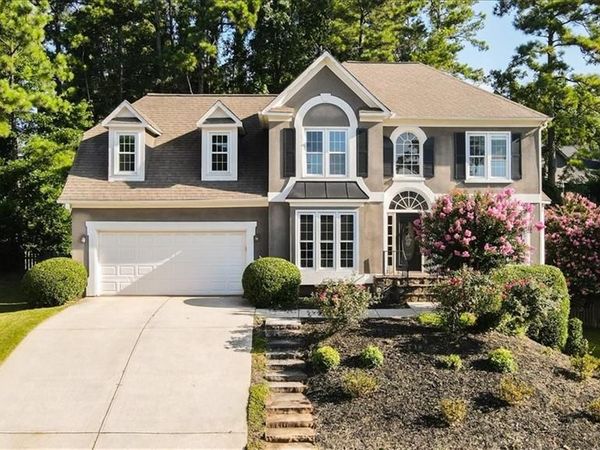 5580 N Hillbrooke Trace, Alpharetta, GA 30005