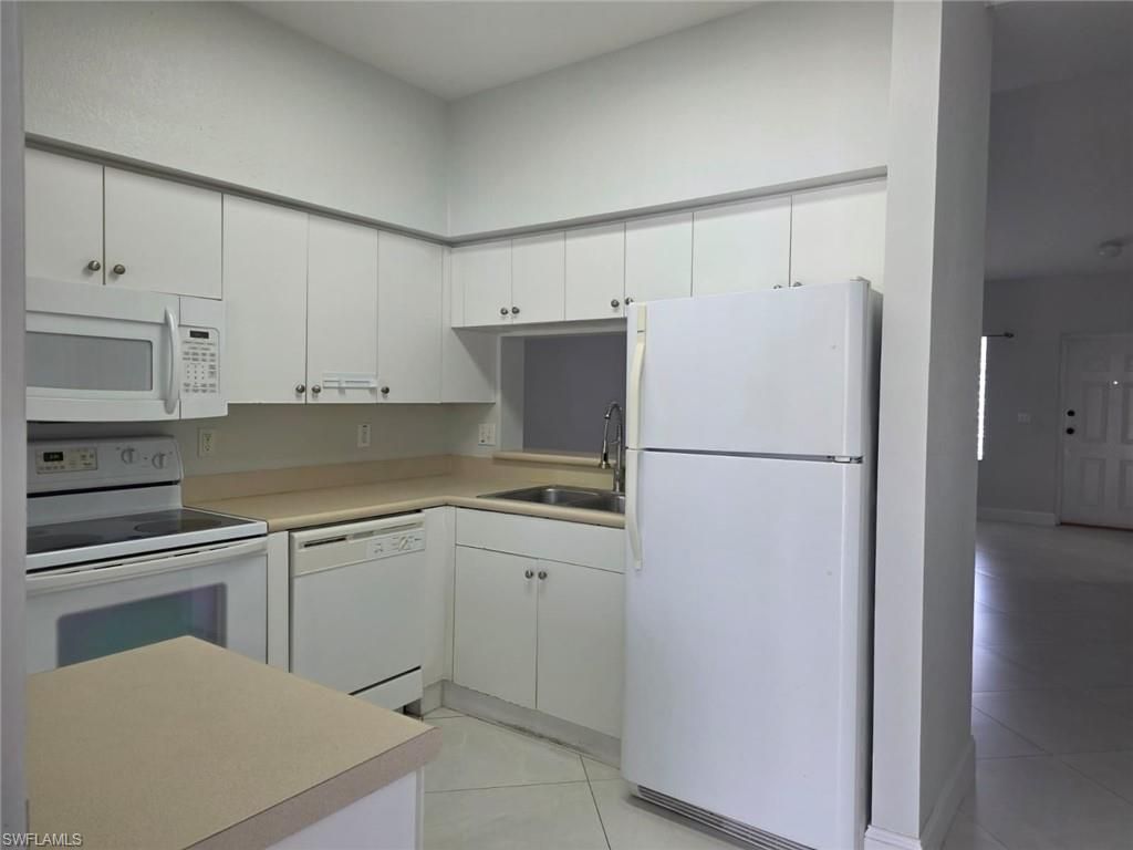 8408 Bernwood Cove Loop, Unit 1710, Fort Myers, FL 33966 Photo