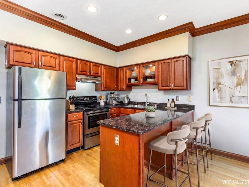 10 1/2 Clark Place, Columbus, OH 43201 Photo 14