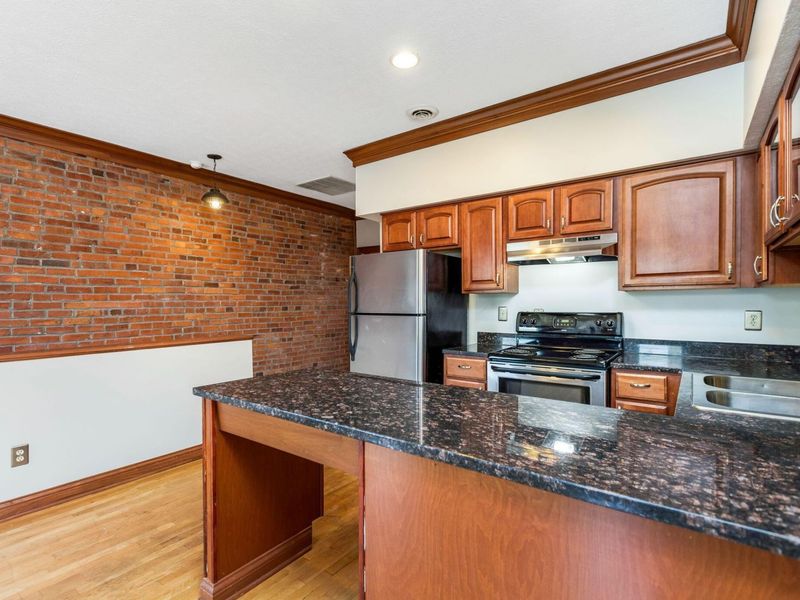 10 1/2 Clark Place, Columbus, OH 43201 Photo 16
