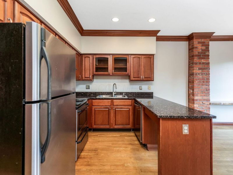 10 1/2 Clark Place, Columbus, OH 43201 Photo 18