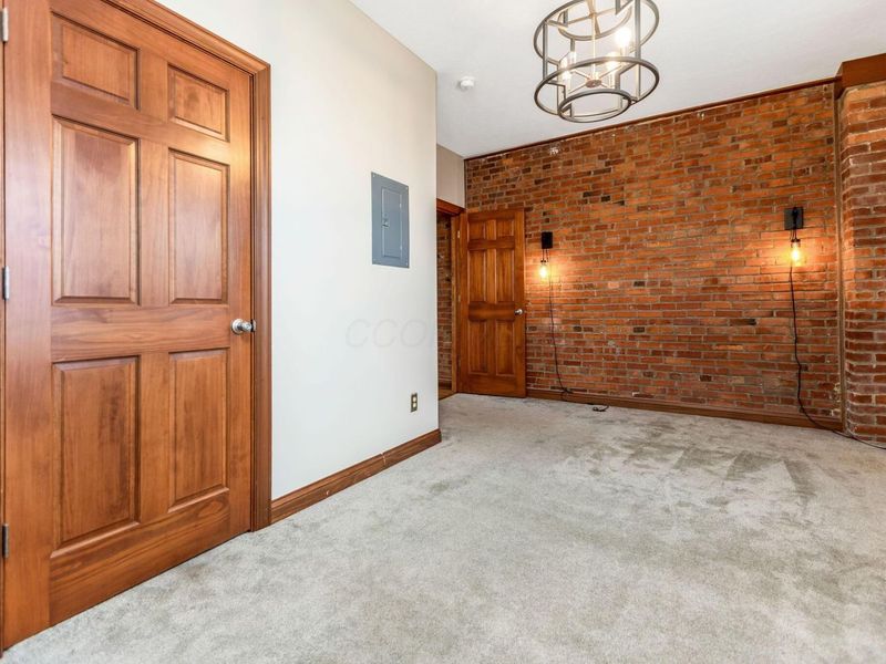 10 1/2 Clark Place, Columbus, OH 43201 Photo 25