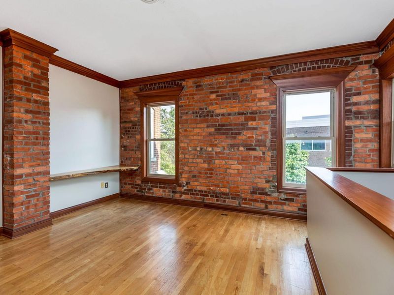 10 1/2 Clark Place, Columbus, OH 43201 Photo 8