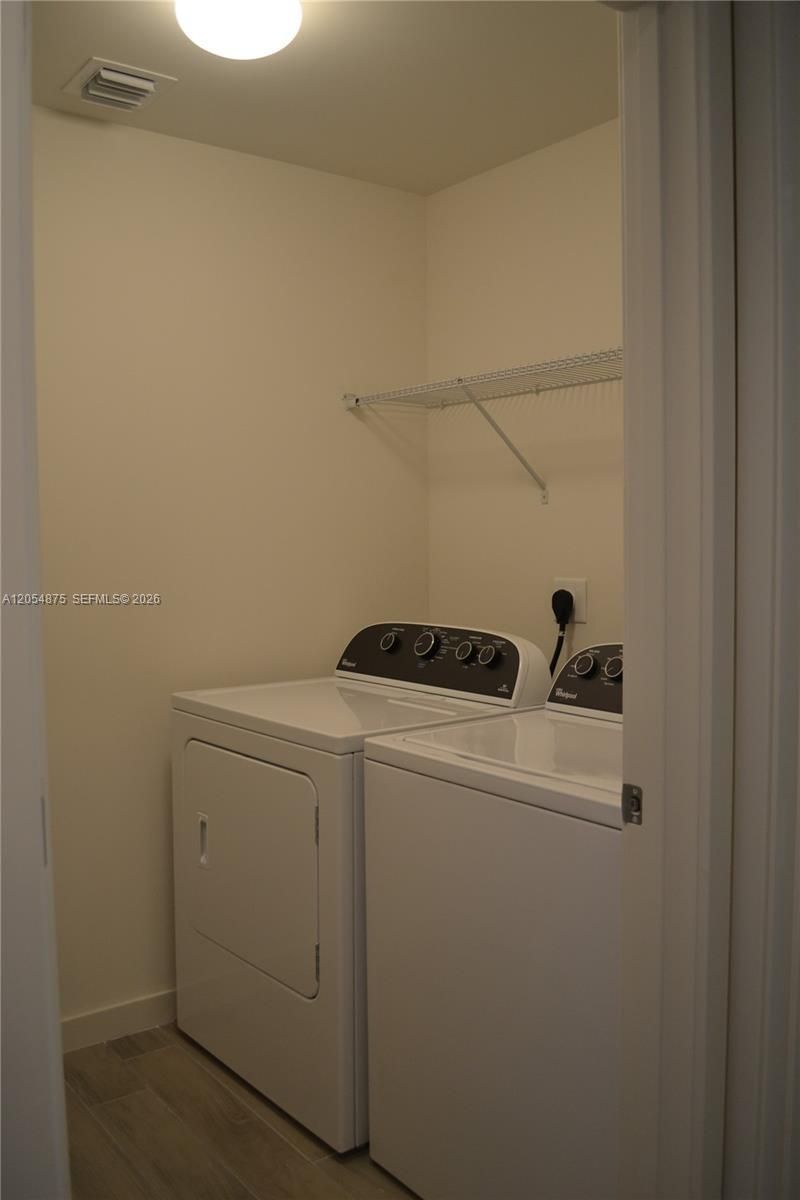 999 SW 1st Ave , Unit 3302, Miami, FL 33130 Photo