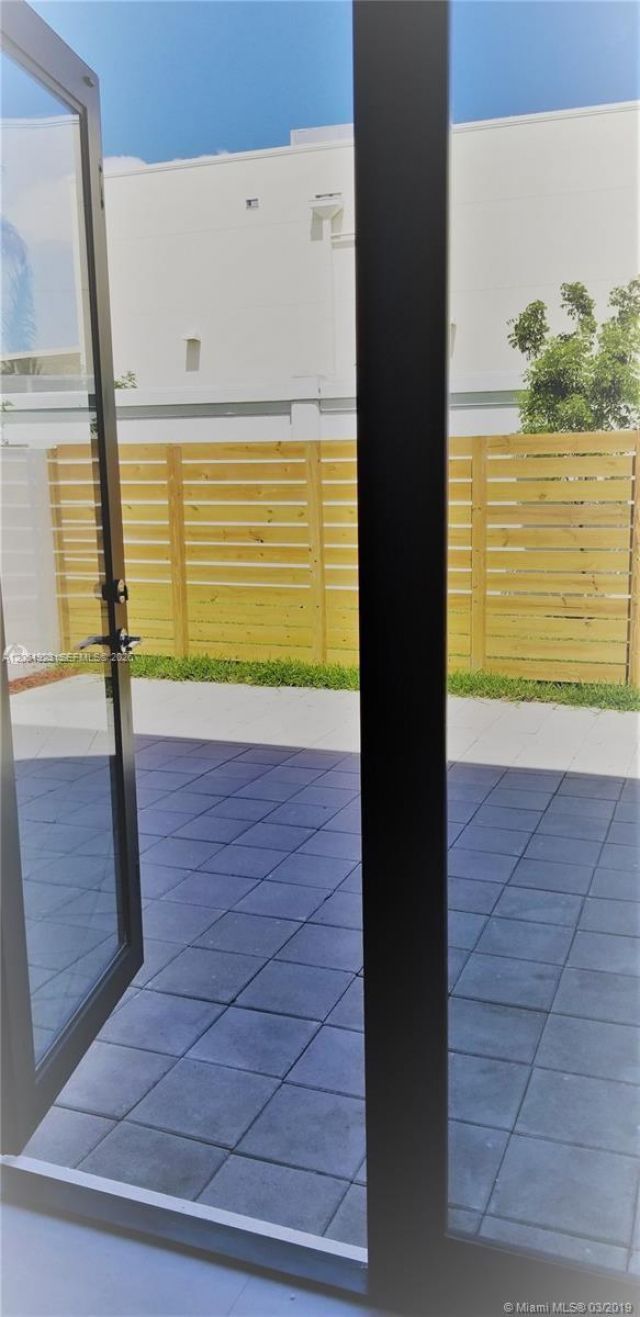 10468 SW 118th Ave , Miami, FL 33186 Photo