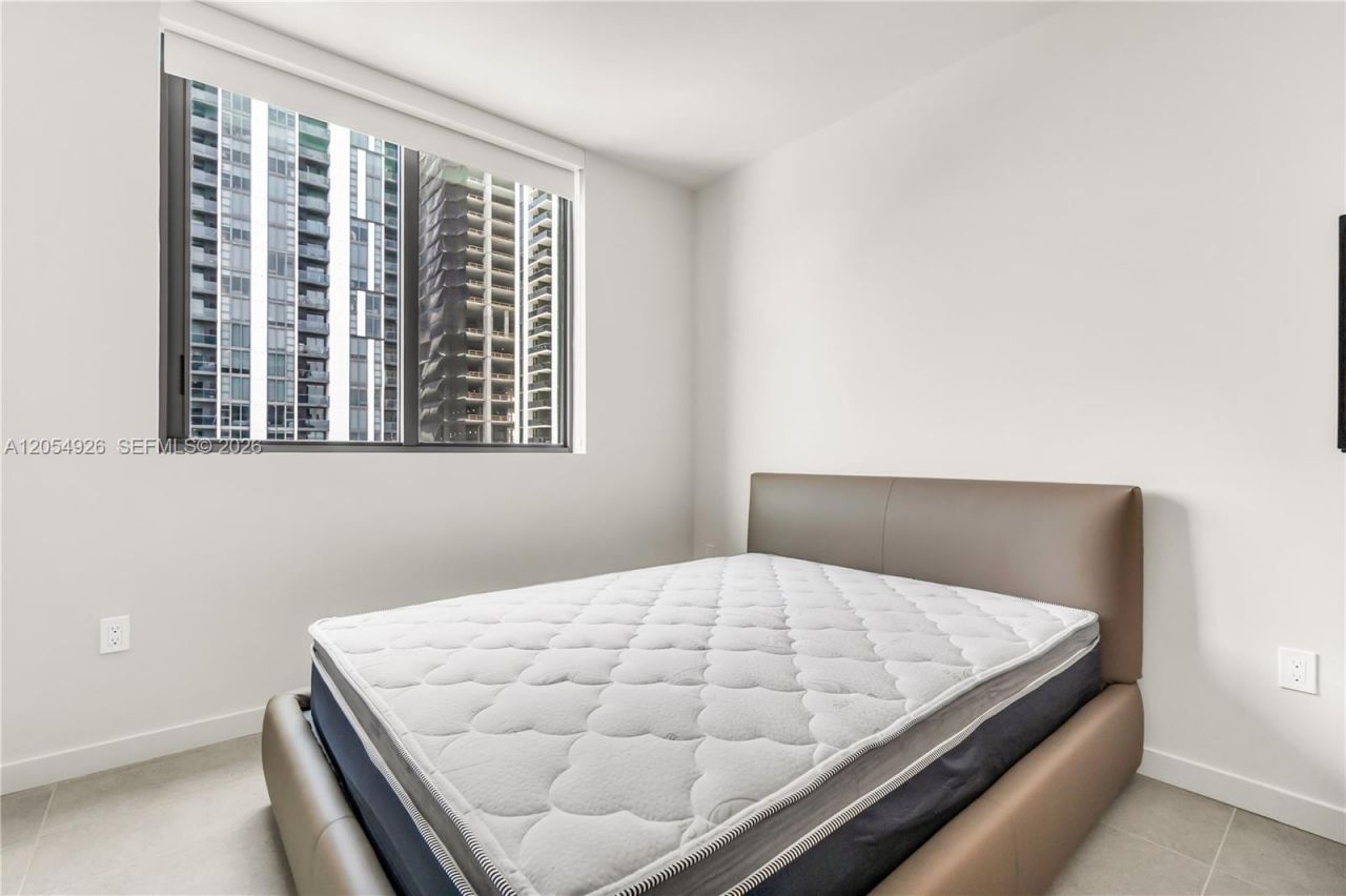 121 NE 5th St , Unit 3405, Miami, FL 33132 Photo