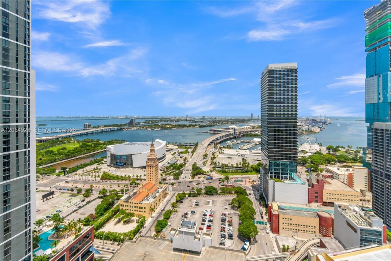 121 NE 5th St , Unit 3405, Miami, FL 33132 Photo