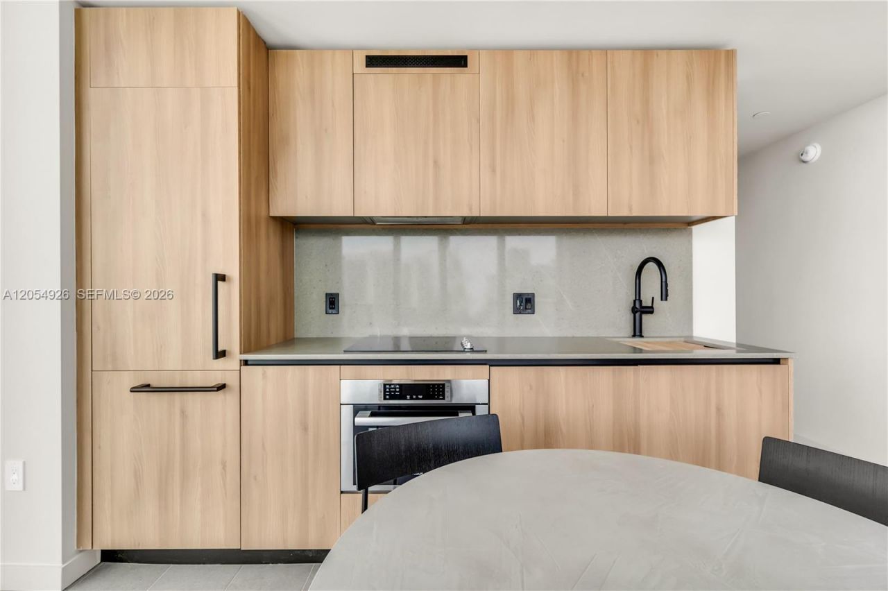 121 NE 5th St , Unit 3405, Miami, FL 33132 Photo