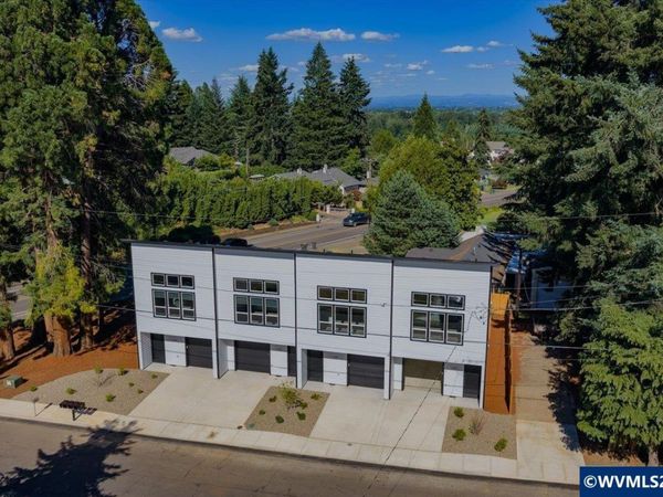 1390 Overlook (-1396) Av NW, Salem, OR 97304