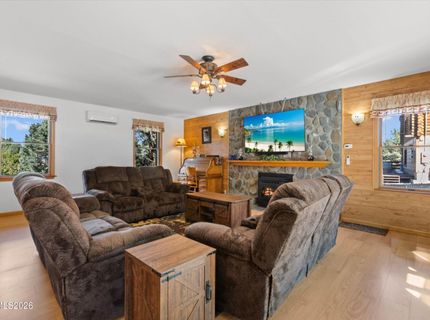 21595 Dortort Drive, Reno, NV 89521 Photo