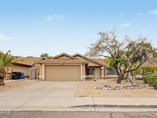 3113 W ROSE GARDEN Lane, Phoenix, AZ 85027