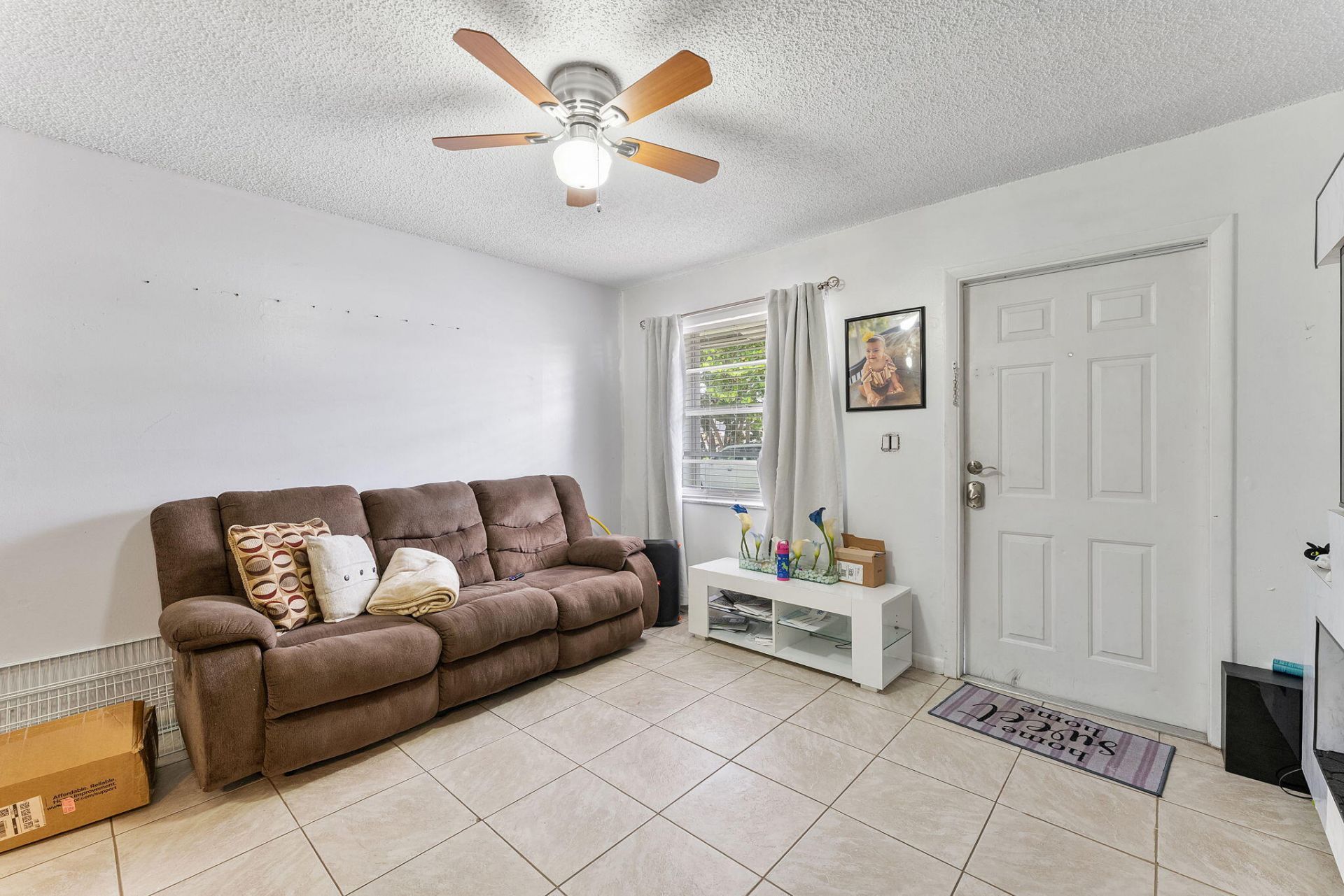 5735 Kumquat Road, West Palm Beach, FL 33413 Photo