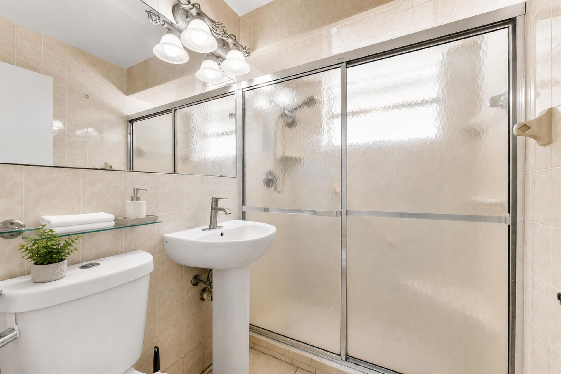 425 Churchill Road, West Palm Beach, FL 33405 Photo
