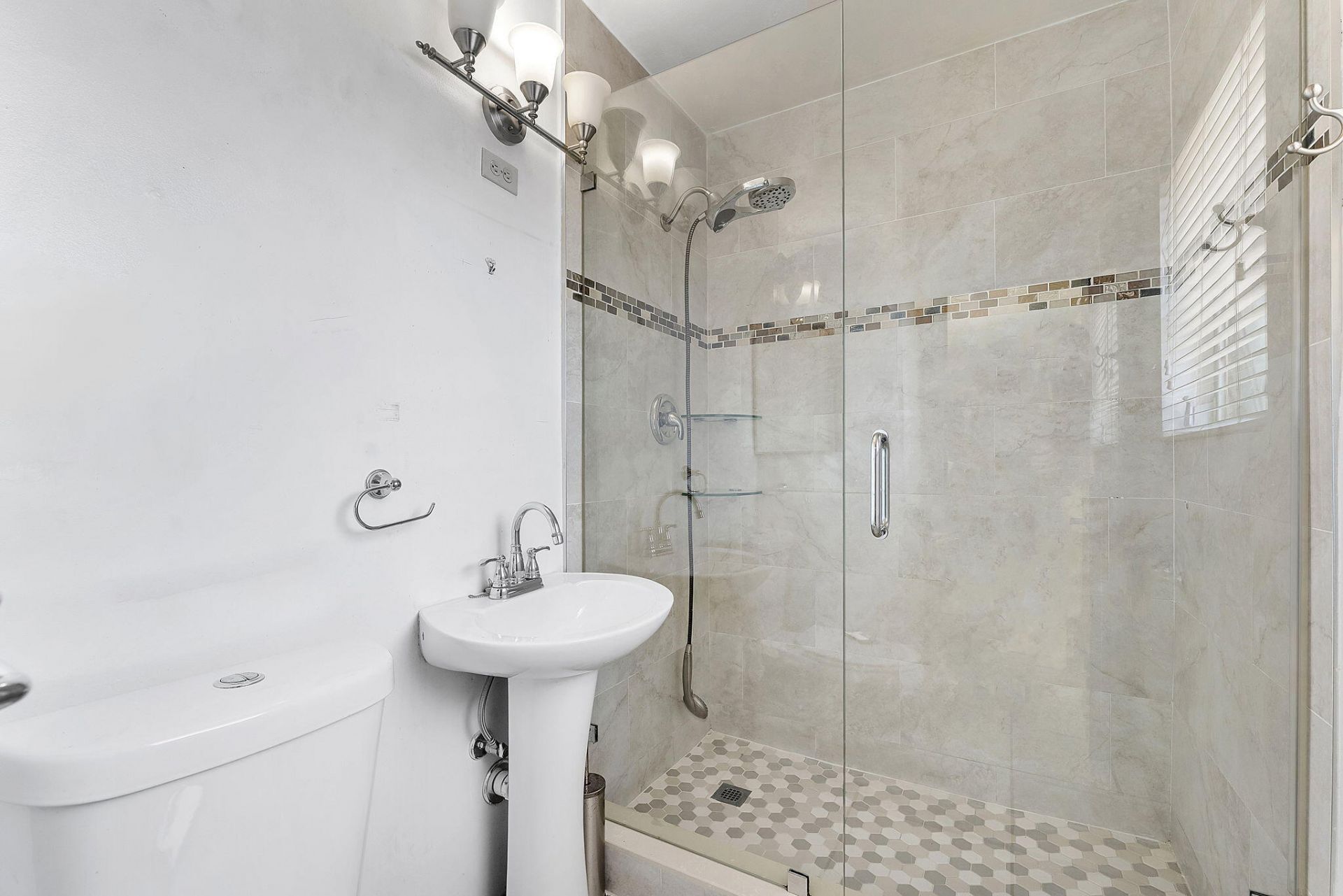 425 Churchill Road, West Palm Beach, FL 33405 Photo
