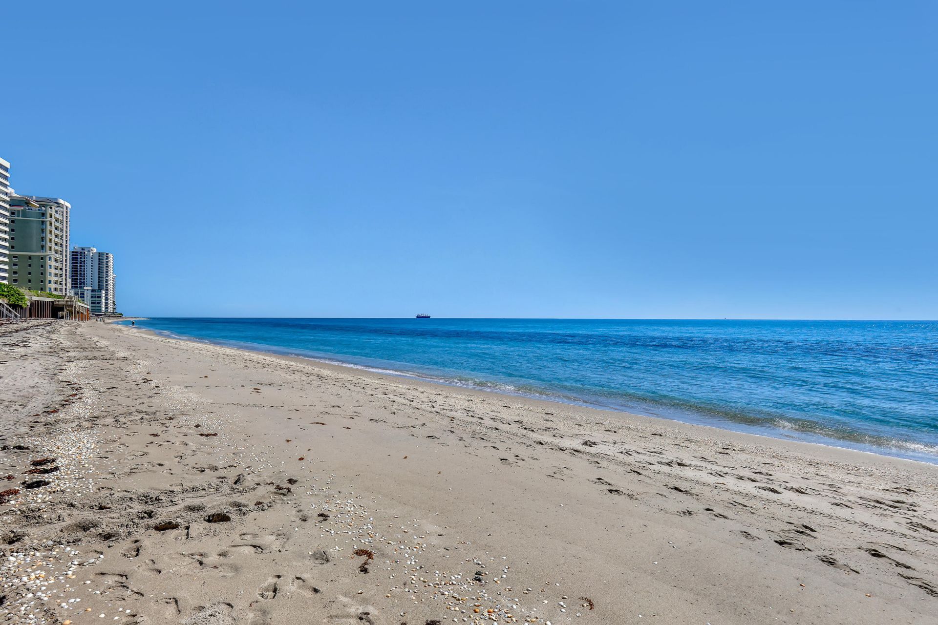 5200 N Ocean Drive N, Unit 1201, Singer Island, FL 33404 Photo