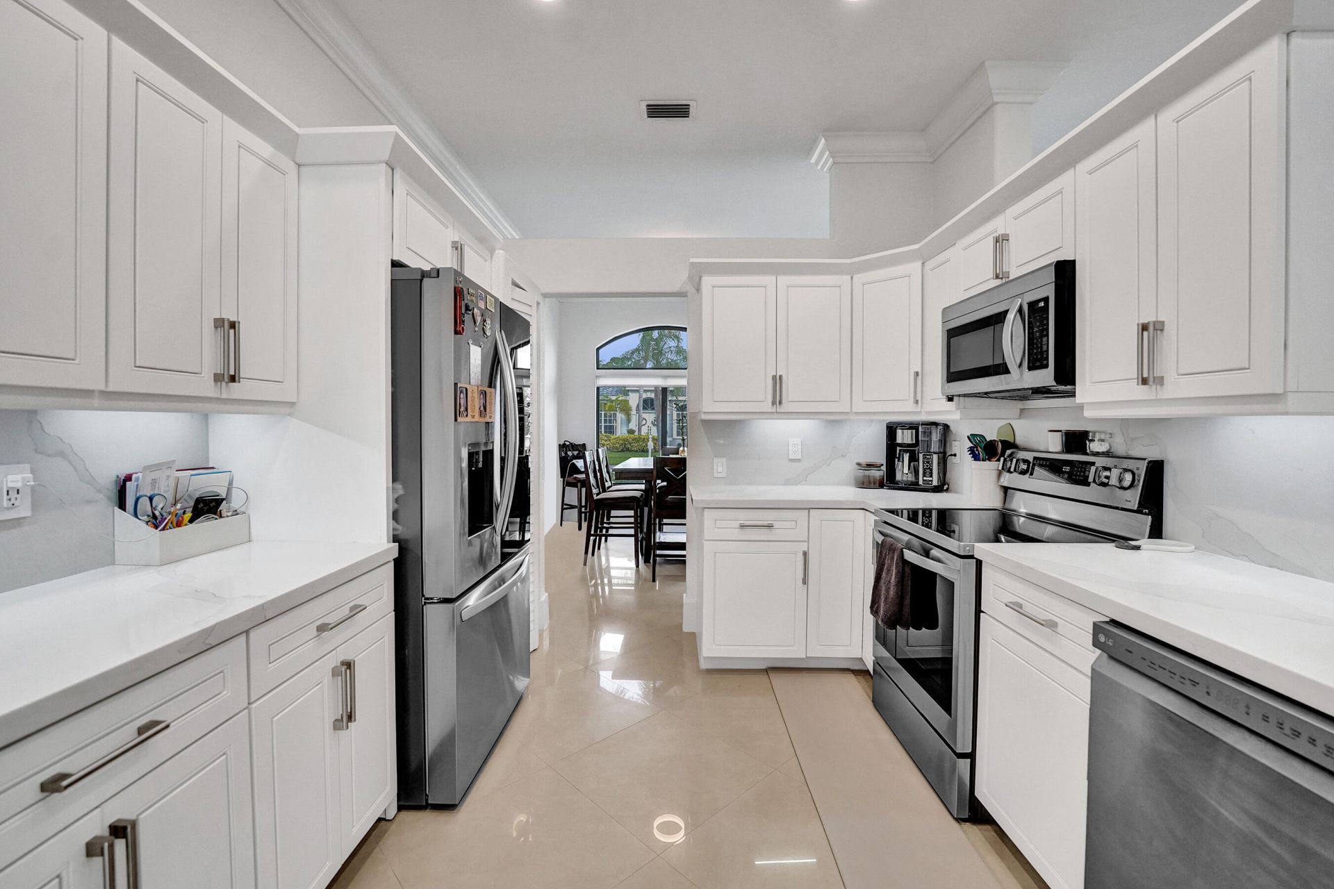 541 SW 178th Way N, Pembroke Pines, FL 33029 Photo