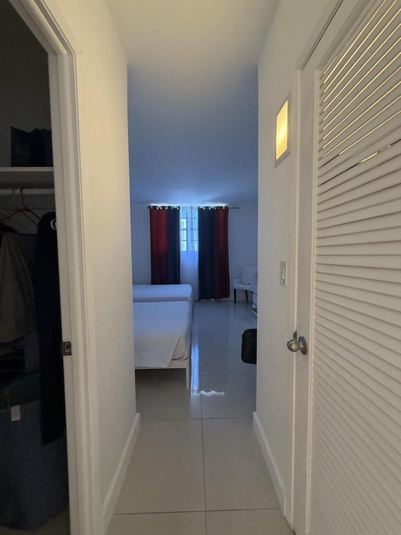 19390 Collins Avenue, Unit 1103, Sunny Isles Beach, FL 33160 Photo