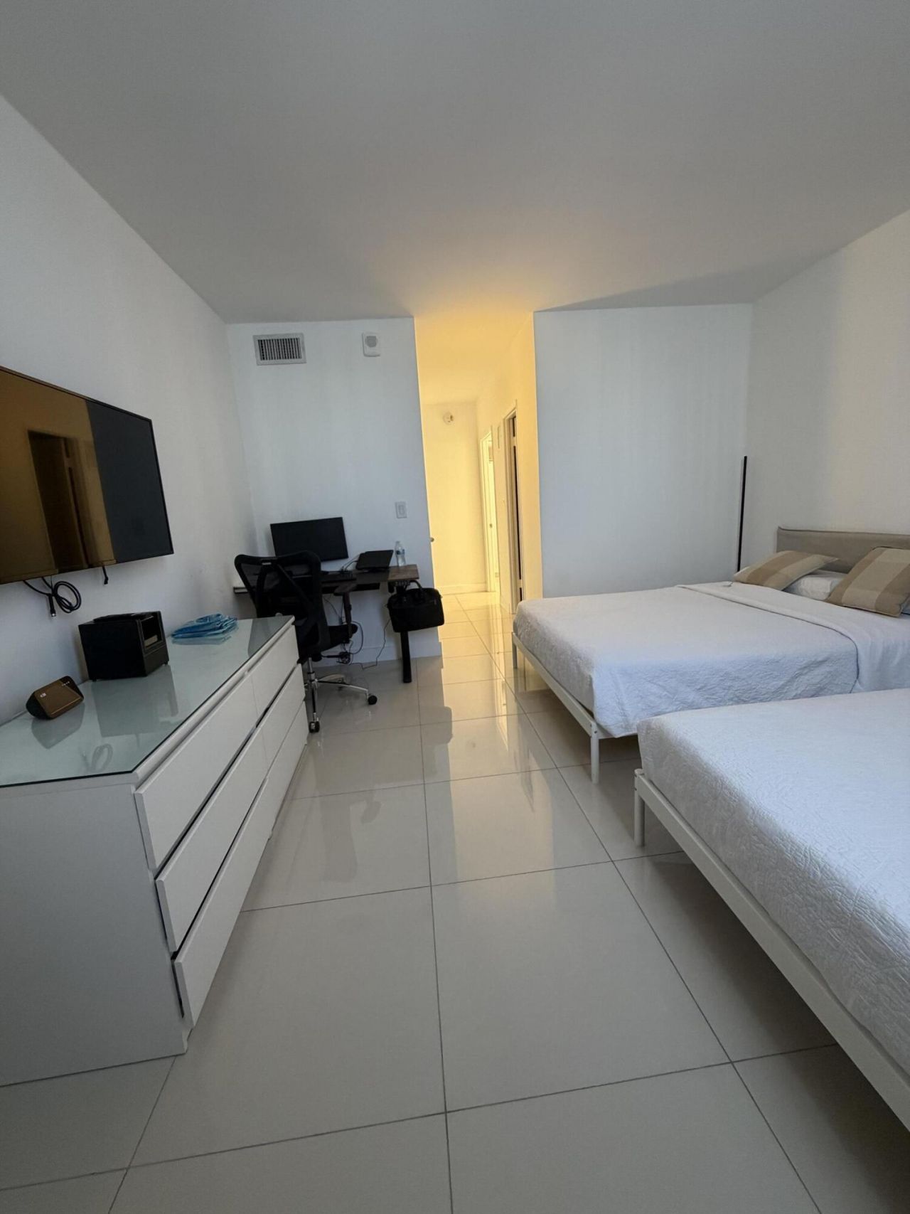 19390 Collins Avenue, Unit 1103, Sunny Isles Beach, FL 33160 Photo