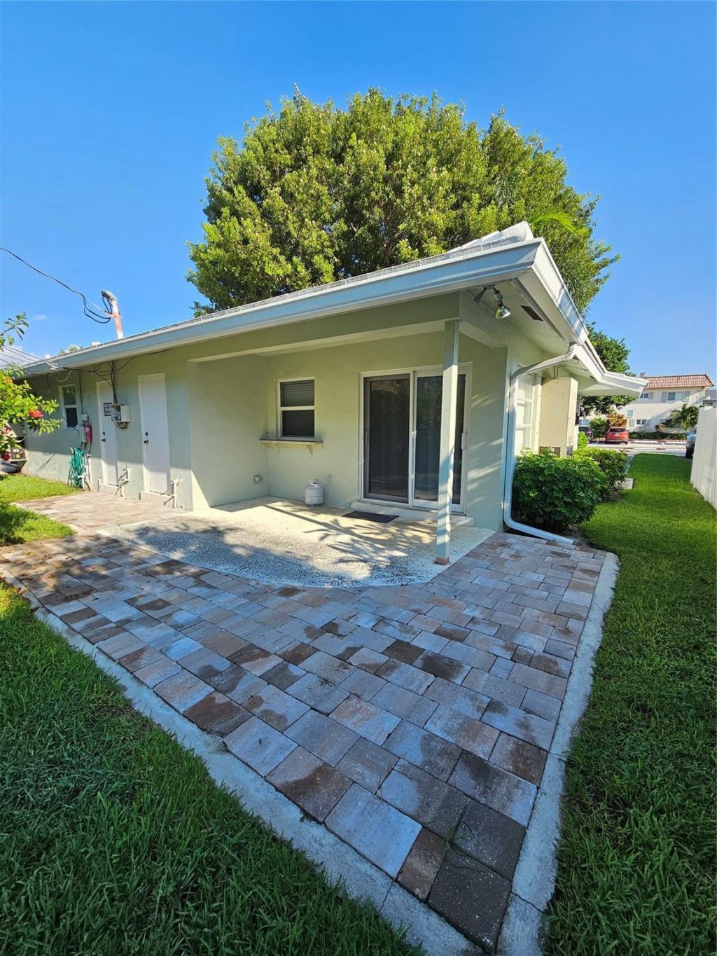 2120 NE 41st Street, Unit D, Lighthouse Point, FL 33064 Photo