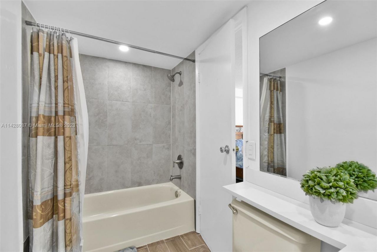 11800 SW 18th Street, Unit 508-4, Miami, FL 33175 Photo